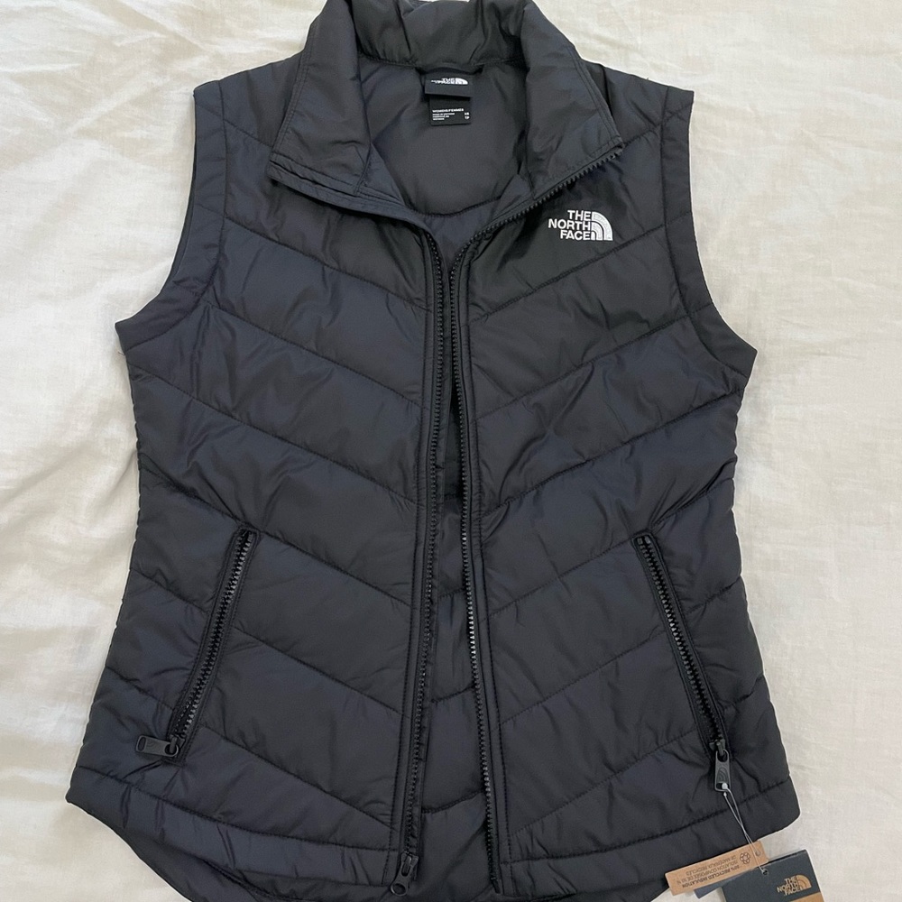 NWT The North Face Black Vest XS